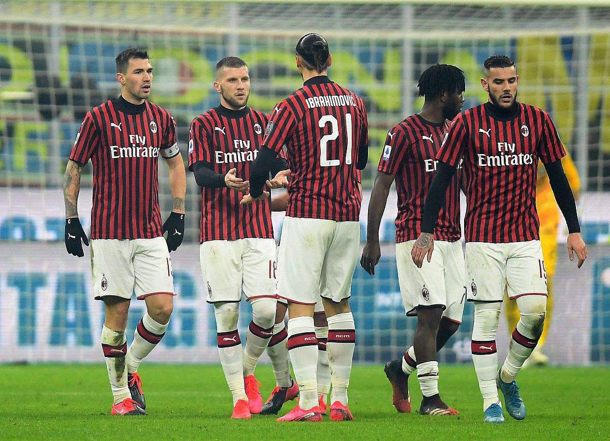 RB大宫松鼠官方：正式签下前墨尔本城门神汤姆·格洛弗（RB大宫松鼠官宣：前墨尔本城门将汤姆·格洛弗加盟）