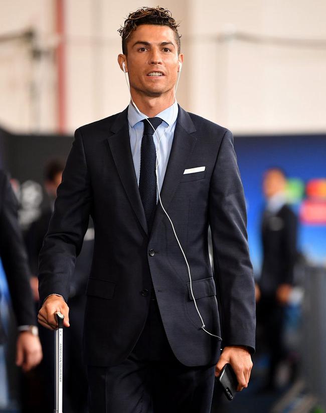 安帅：内马尔还有六个月争取征召，存在与巴西队续约的可能（安帅：内马尔尚有半年争夺征召资格，与巴西队续约仍有可能）